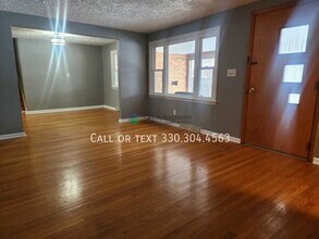 1107 Field St NW in Canton, OH - Building Photo - Building Photo