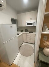 144 Bowdoin St, Unit 24 in Boston, MA - Foto de edificio - Building Photo