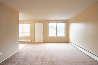 Westwinds Apartments in Mercer Island, WA - Foto de edificio - Interior Photo
