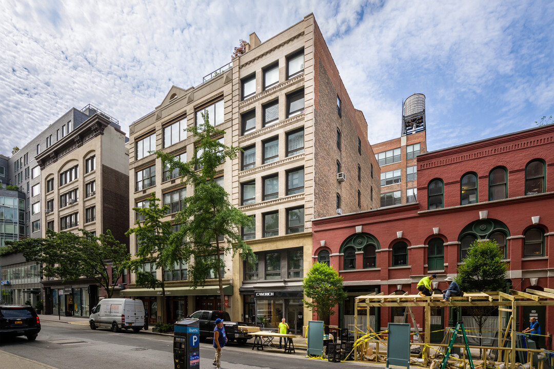 Vision Lofts Condo in New York, NY - Building Photo