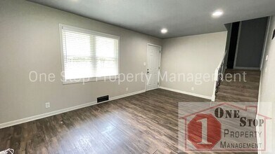 608 NE Florence Ave in Lee's Summit, MO - Building Photo - Building Photo