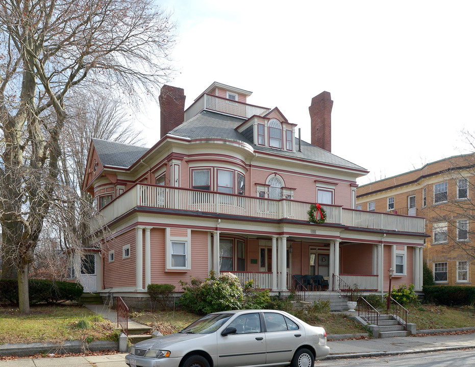 150 Cottage St in New Bedford, MA - Building Photo