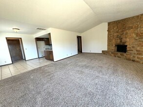 8045 S 79th E Ave in Tulsa, OK - Building Photo - Building Photo