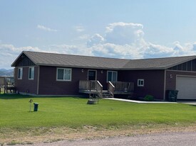 299 Guthrie Rd in Helena, MT - Building Photo