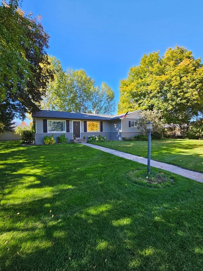 2219 36th Ave in Missoula, MT - Building Photo - Building Photo