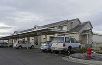 Aspen Court Apartments in Logan, UT - Foto de edificio - Building Photo