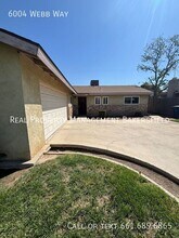 6004 Webb Way in Bakersfield, CA - Building Photo - Building Photo
