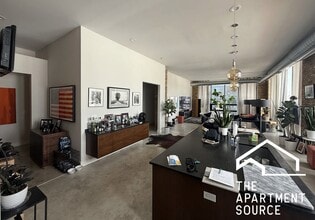 175 N Ada St, Unit 206 in Chicago, IL - Building Photo - Building Photo