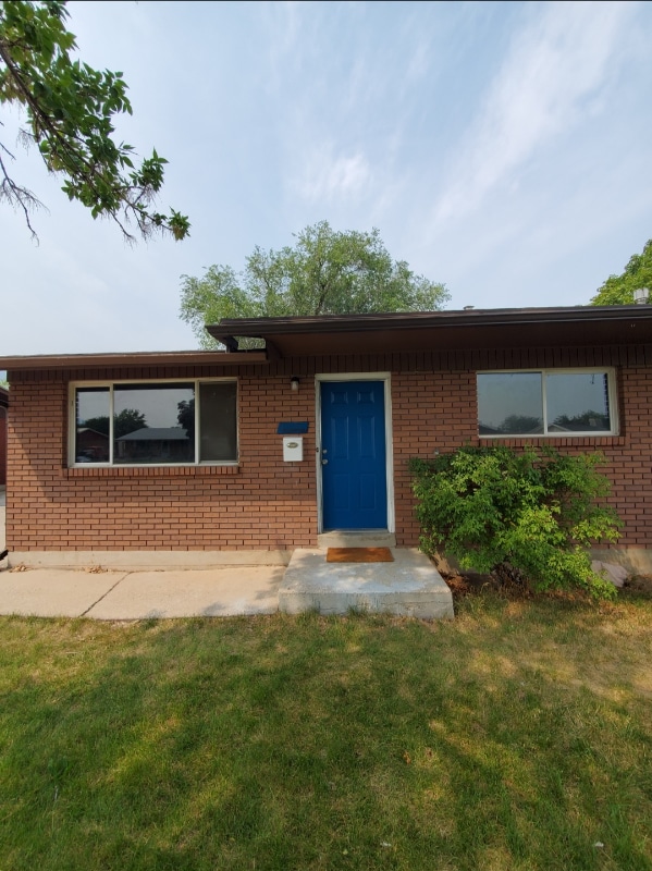 property at 248 W 270 N
