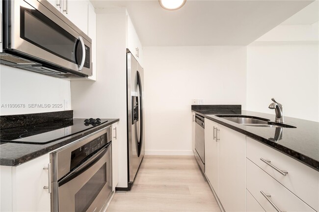 1712 SW 2nd Ave in Miami, FL - Building Photo - Building Photo