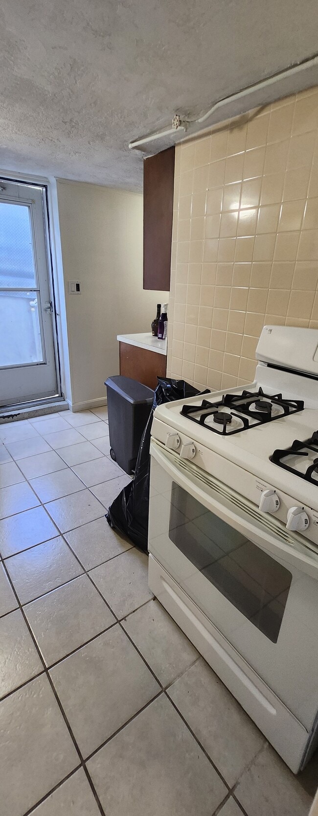 204 Adams St, Unit B