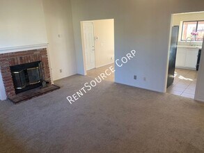 4202 E Ave Q12 in Palmdale, CA - Building Photo - Building Photo