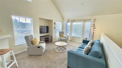 9005 Lee Vista Blvd in Orlando, FL - Building Photo - Building Photo