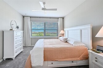 9389 Pocida Ct in Naples, FL - Foto de edificio - Building Photo