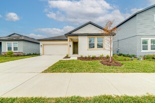 2354 Lancashire St in Davenport, FL - Building Photo