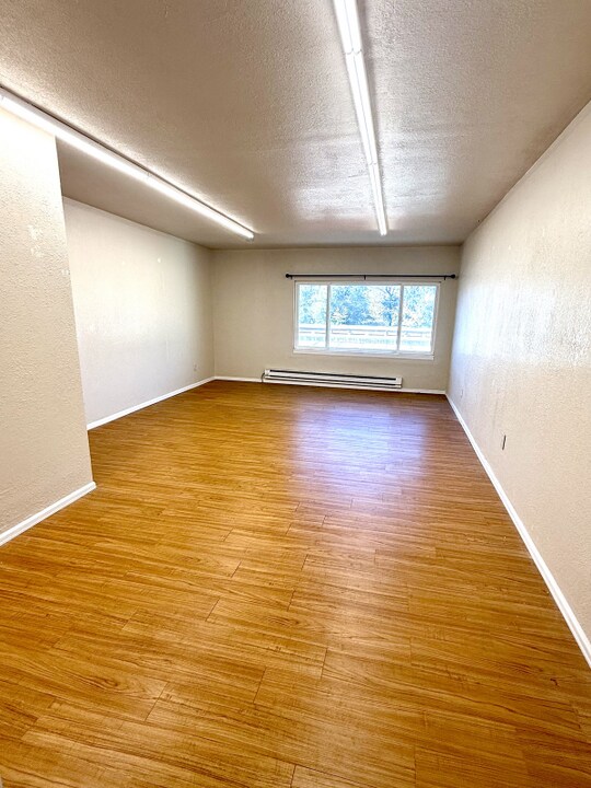 733 Costilla St in Colorado Springs, CO - Building Photo