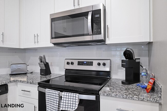 3060 Southcreek Blvd, Unit 1-303