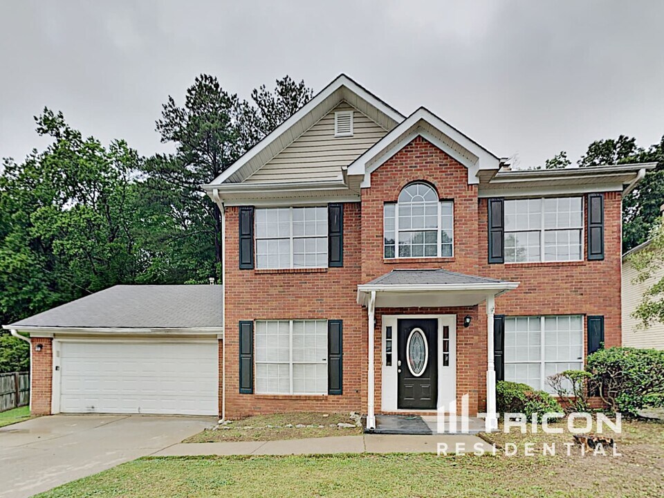 2996 Aberdeen Way in Stonecrest, GA - Building Photo