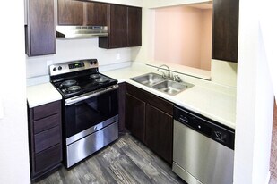 Creekside Apartment Homes