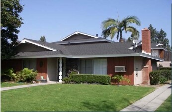 2309 E Franzen Ave in Santa Ana, CA - Foto de edificio