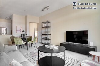 5211 DeMarcus Blvd in Dublin, CA - Building Photo - Building Photo