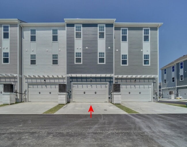 9572 21st Bay St in Norfolk, VA - Building Photo - Building Photo