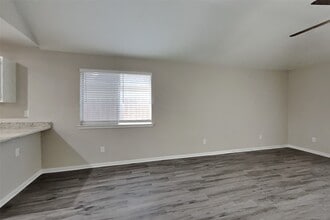 18131 Gravenhurst Ln in Tomball, TX - Building Photo - Building Photo