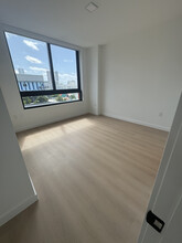 226 NW 33rd St, Unit B3 in Miami, FL - Building Photo - Building Photo