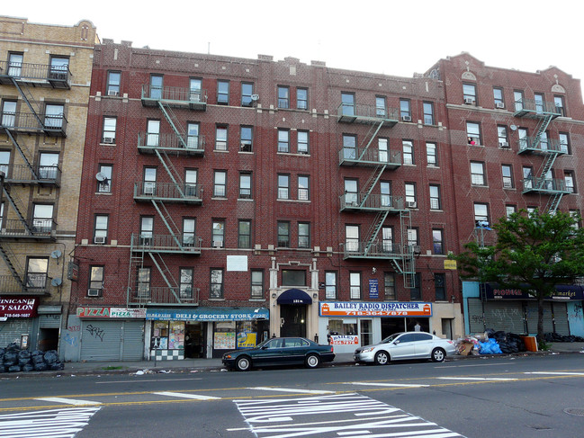 131 W Kingsbridge Rd in Bronx, NY - Building Photo - Building Photo