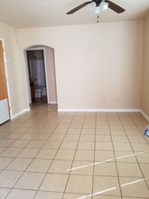 146 Roma St in Zapata, TX - Building Photo - Interior Photo