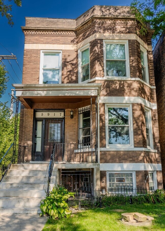 property at 5917 S Loomis Blvd