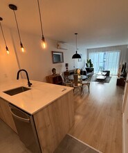 2947F Rue du Grand Voyer, Unit SI ID1519878P in Québec, QC - Building Photo - Building Photo