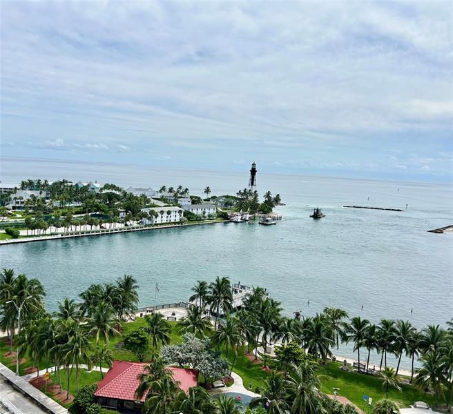2639 N Riverside Dr in Pompano Beach, FL - Building Photo