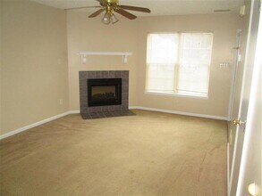 895 W Pueblo Dr in Jacksonville, NC - Building Photo - Building Photo