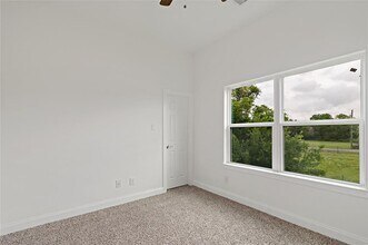 4619 Stassen St in Houston, TX - Building Photo - Building Photo