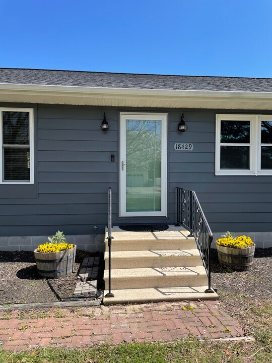 18429 Linden Ln in Lewes, DE - Building Photo