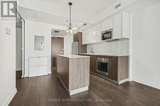 199 Slater St. in Ottawa, ON - Building Photo - Building Photo