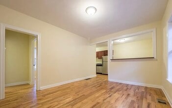 620 Barry W Ave in Chicago, IL - Foto de edificio - Building Photo