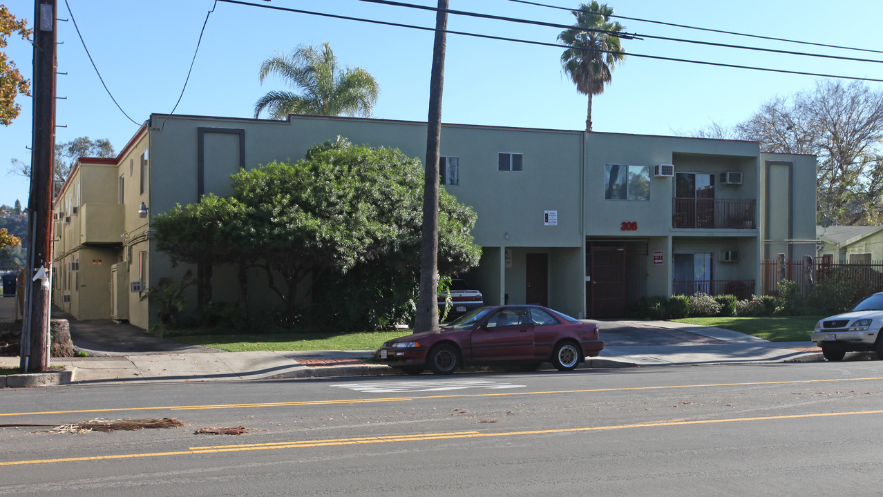 308 N Avenue 66 in Los Angeles, CA - Building Photo