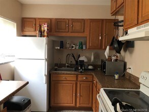 430 NE 14th Ave-Unit -432 in Fort Lauderdale, FL - Building Photo - Building Photo