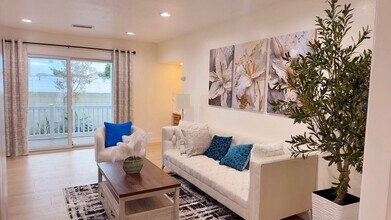 9092 La Linda Ave in Fountain Valley, CA - Building Photo - Building Photo