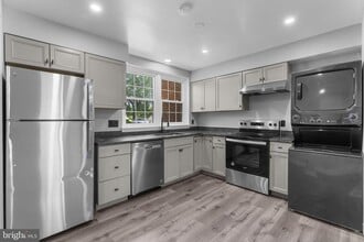 1044 Ramsgate Ct in Sterling, VA - Building Photo - Building Photo
