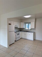 4531 SW 32nd Ave in Fort Lauderdale, FL - Building Photo - Building Photo