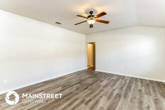 10216 Blackjack Oaks Dr in Dallas, TX - Building Photo - Building Photo