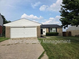 11884 Hamden Dr in Cincinnati, OH - Building Photo