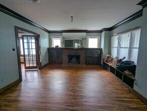 505 W Green St in Champaign, IL - Building Photo - Building Photo