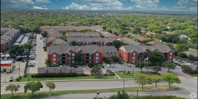3440 E Rosemeade Pkwy in Carrollton, TX - Building Photo - Building Photo