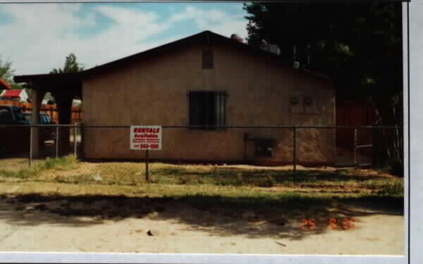 16140-A B Olive St in Hesperia, CA - Building Photo - Building Photo