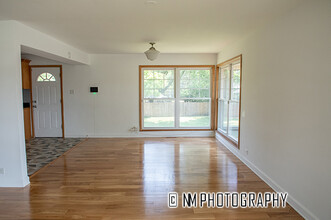 15831 Trumbull Ave in Markham, IL - Foto de edificio - Building Photo