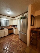 2200 W Pierce St in Carlsbad, NM - Building Photo - Building Photo
